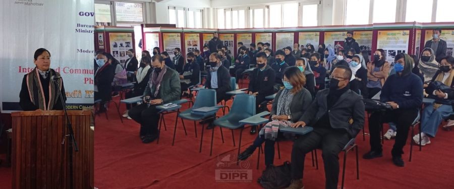 Integrated Communication & Outreach Program/photo exhibition on Azadi Ka Amrit Mahotsav was inaugurated by Adela Moa, Director, Art & Culture at Modern College, Kohima on February 11. (DIPR Photo)